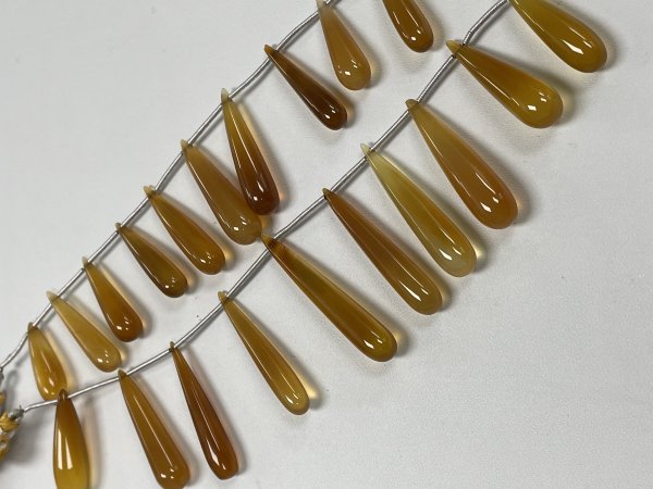 Chalcedony Long Drops Smooth