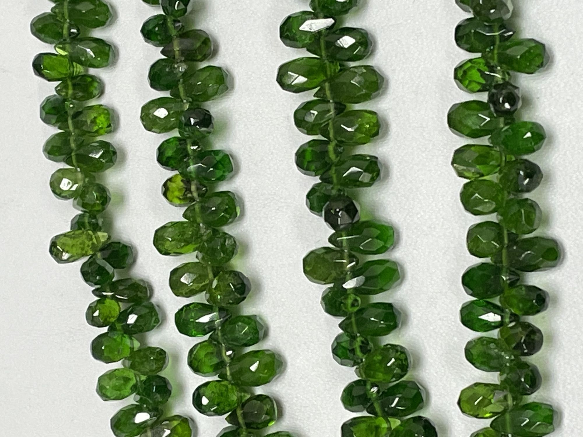 Chrome Diopside Drop Faceted