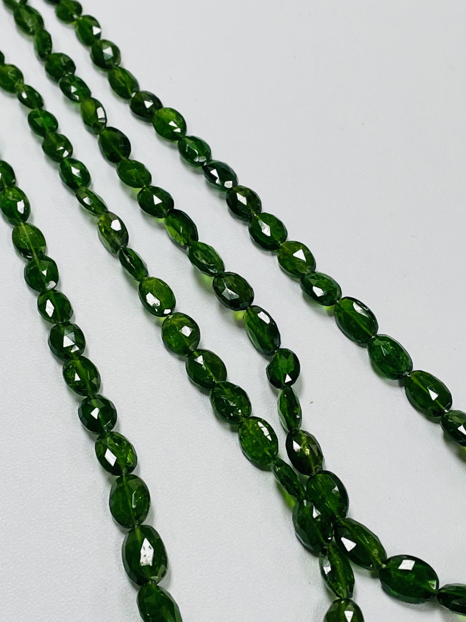 Chrome Diopside Oval Faceted