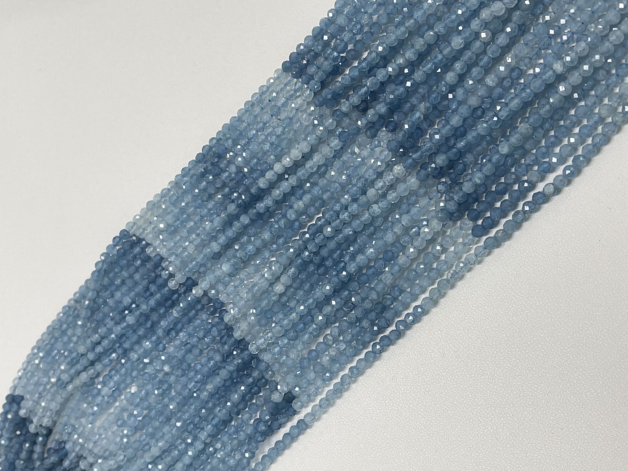 Shaded Aquamarine Rondelle Faceted