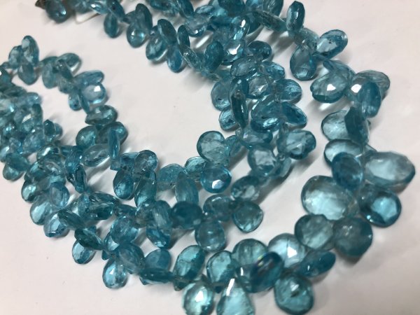 Apatite Pears Faceted