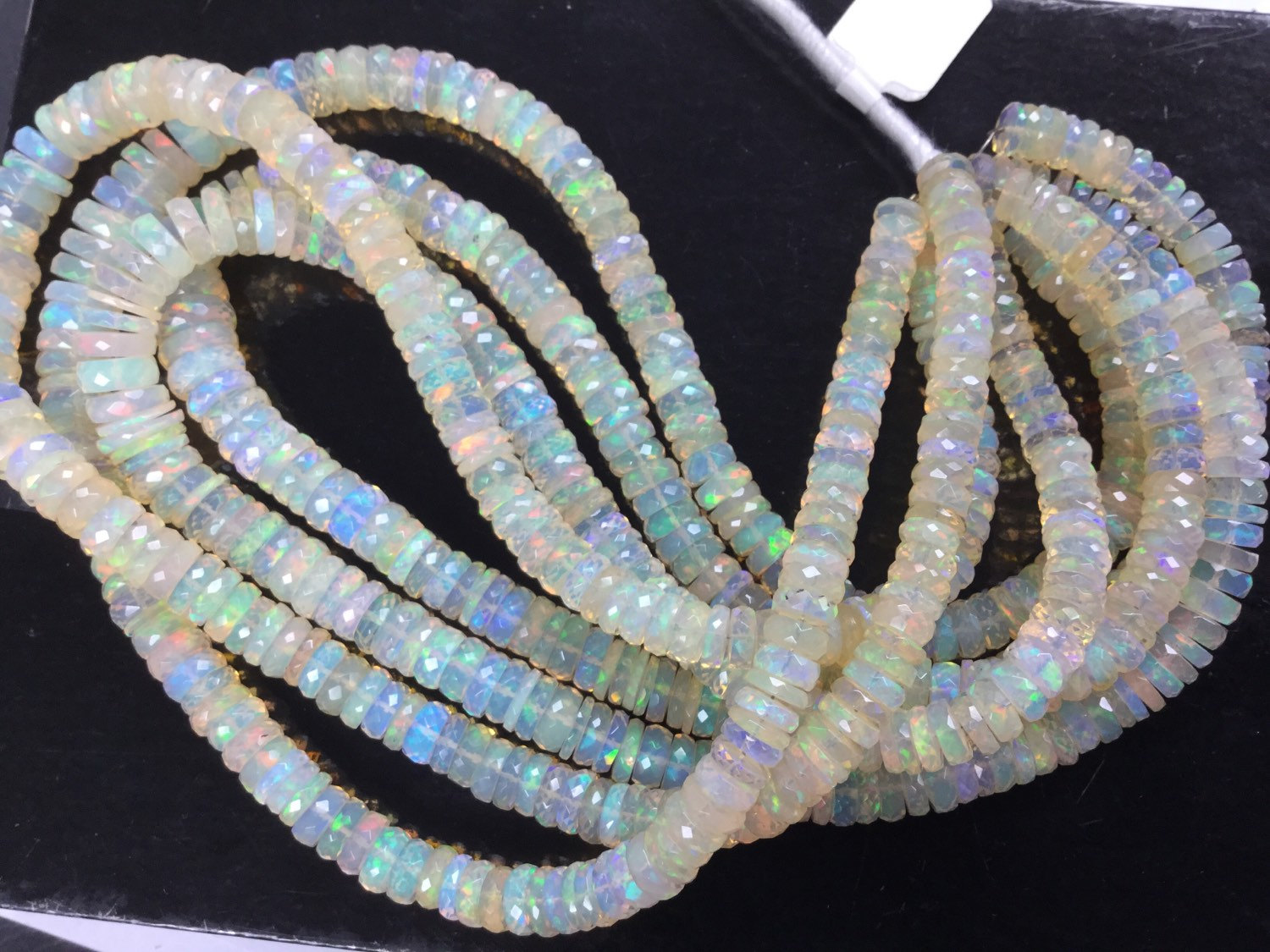 Ethiopian Opal Tires Smooth