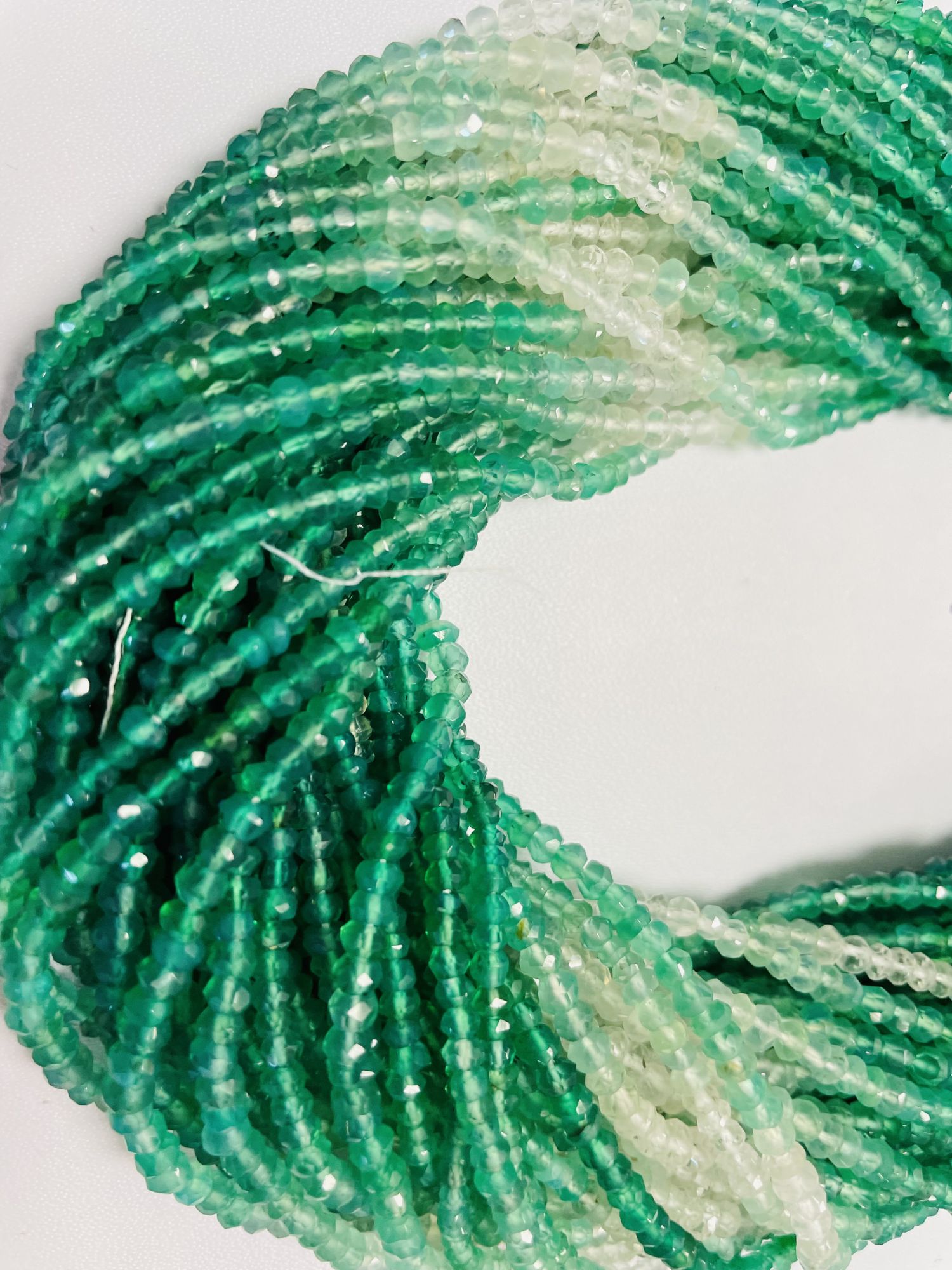 Shaded Green Onyx Rondelle Faceted