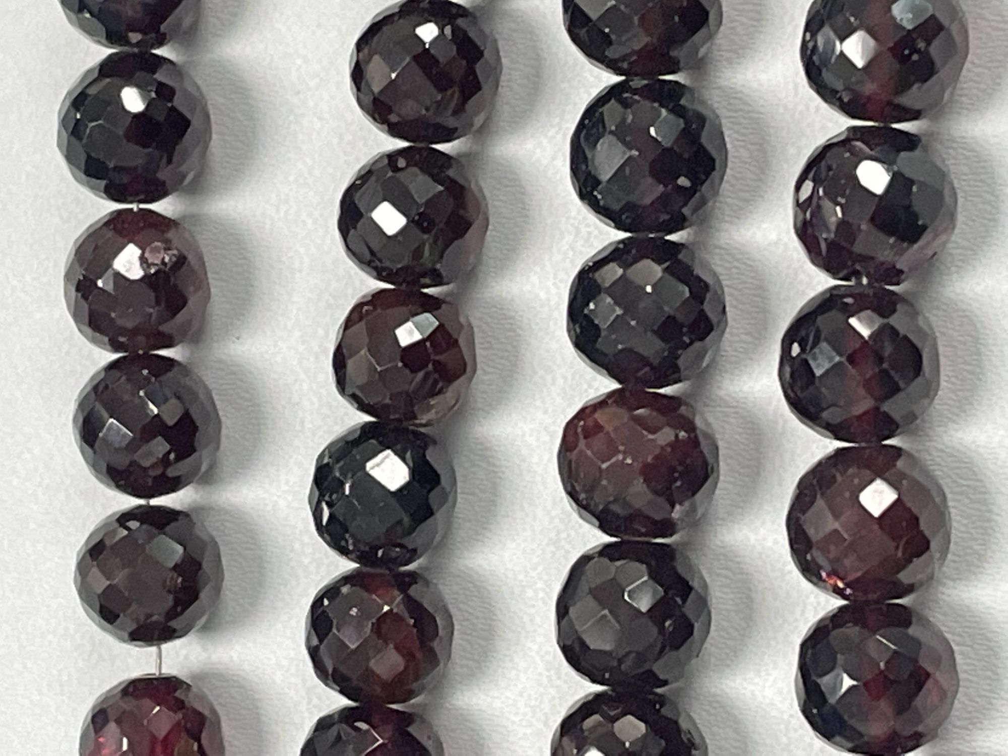 Red Garnet Round Faceted