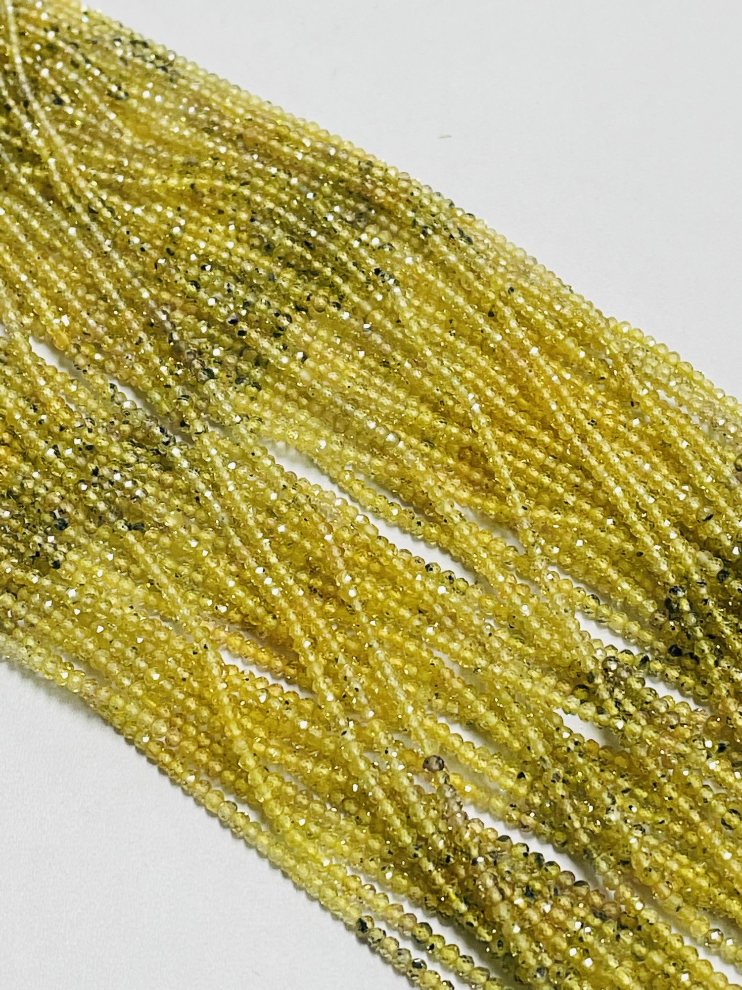 Shaded Yellow Sapphire Rondelle Faceted