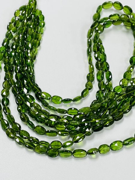 Chrome Diopside Oval Faceted