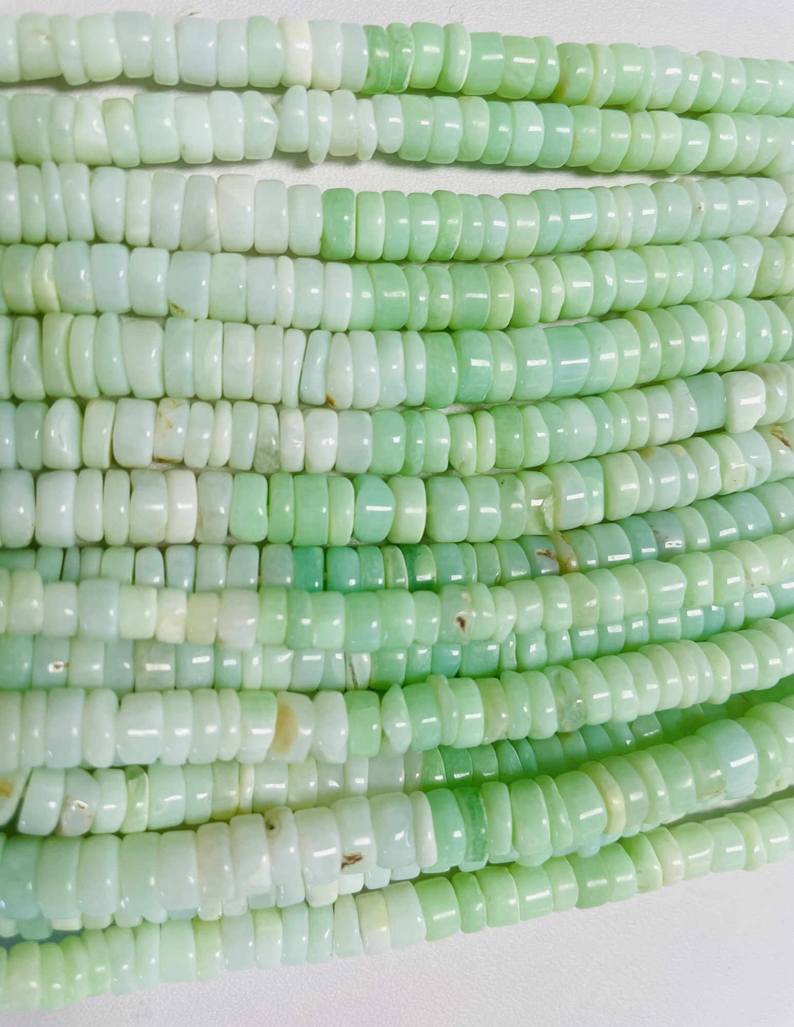 Shaded Opal Tire Smooth