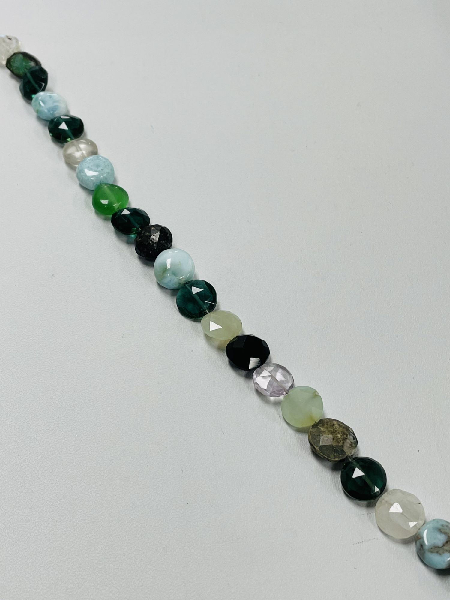 Multistone Coin Faceted