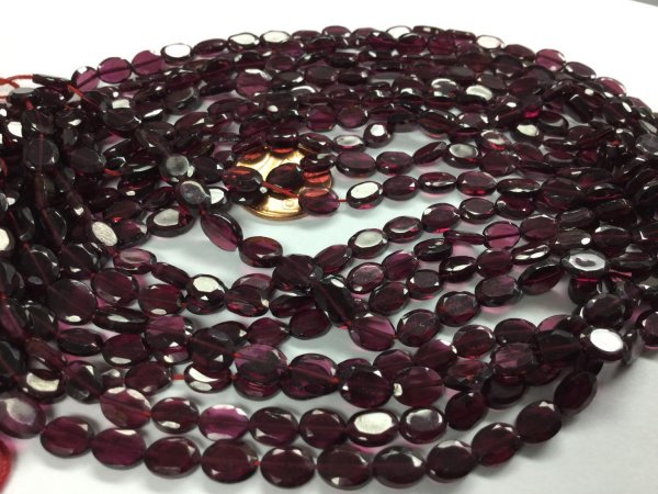 Garnets Ovals Smooth