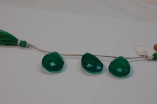 Green Onyx Pear Faceted