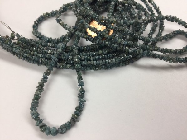 Green Rough Cut Diamonds Faceted
