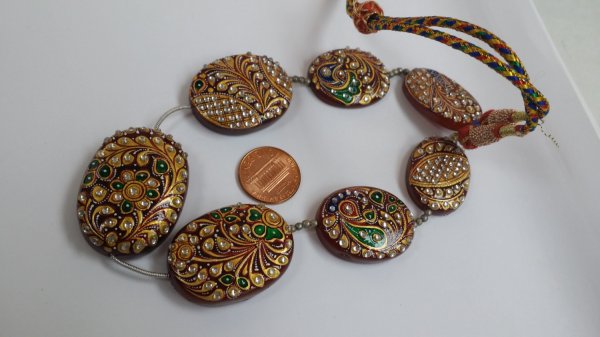 Handcrafted Beautiful Oval Set