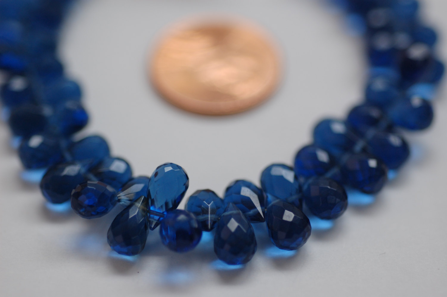 Hydro Dark Blue Drops Faceted