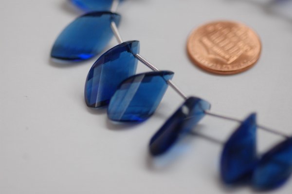Hydro Dark Blue Twisted Leaf Faceted