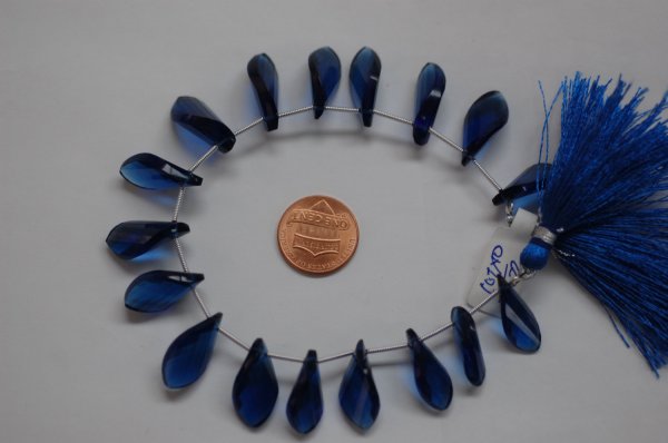 Hydro Dark Blue Twisted Leaf Faceted