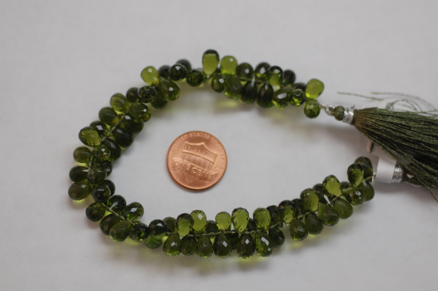 Hydro Olive Quartz Drops Faceted