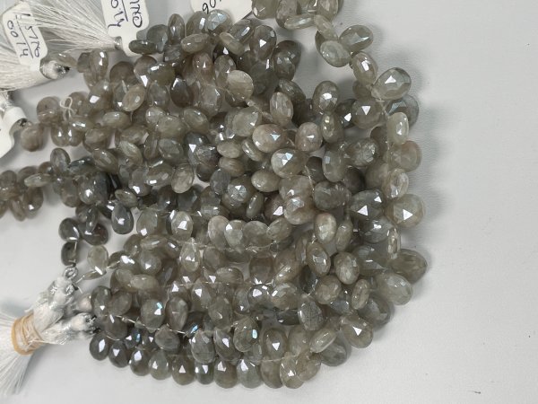 Grey Mystic Quartz Pear Faceted