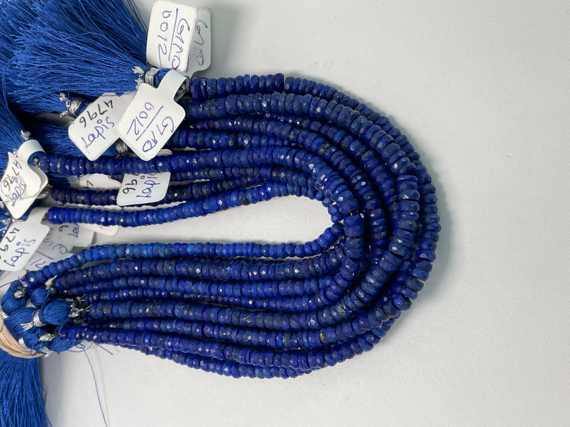 Lapis Tire Faceted