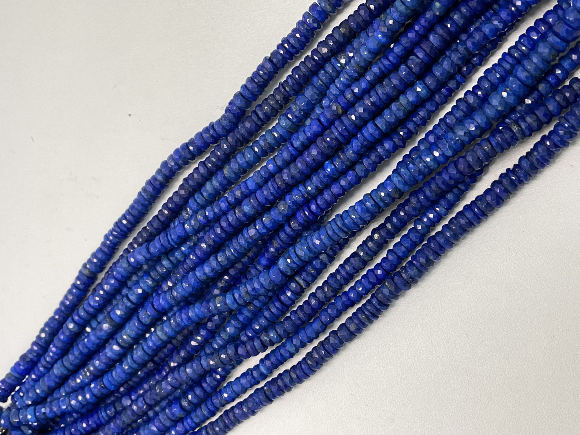 Lapis Tire Faceted