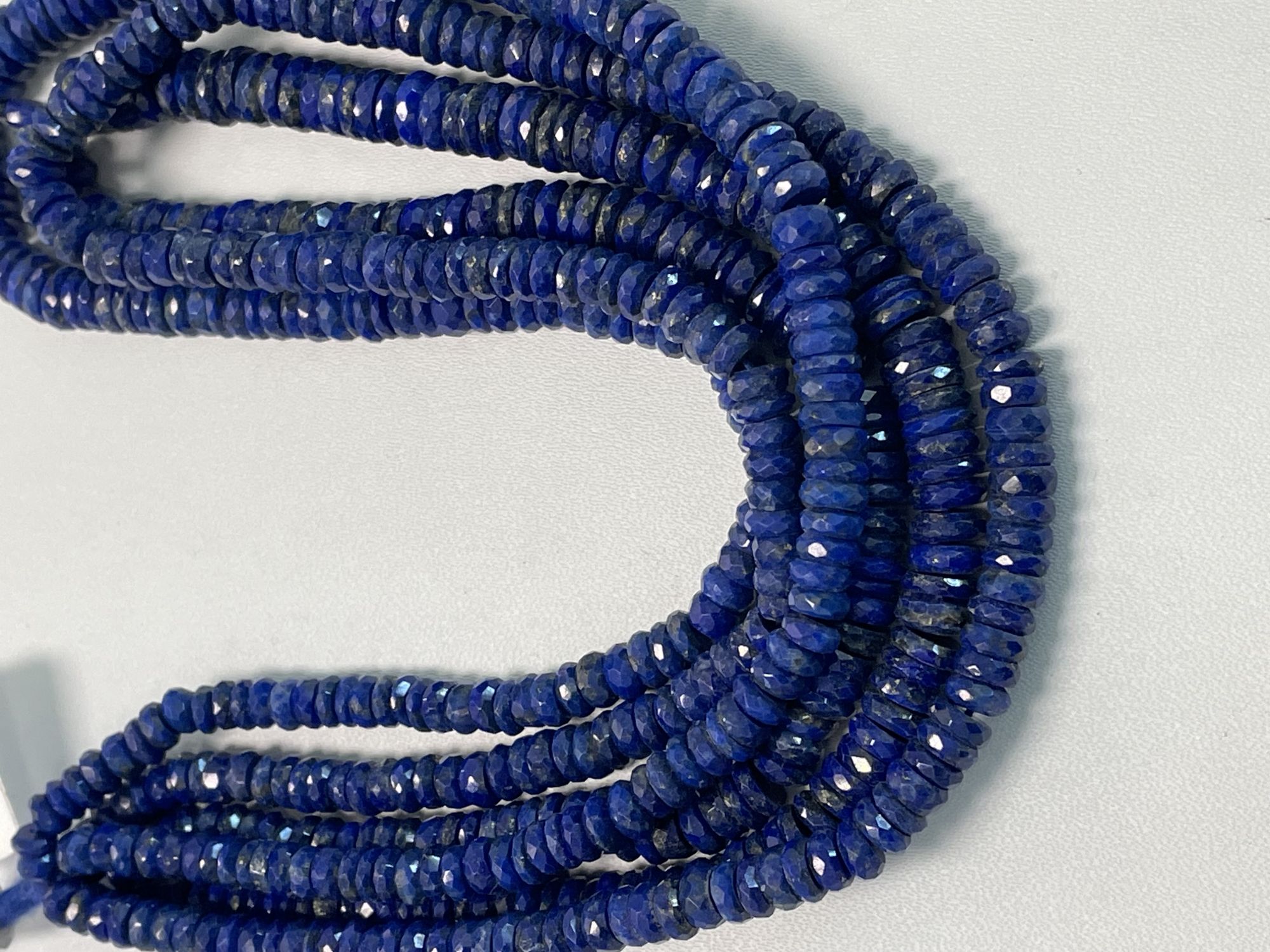Lapis Tire Faceted