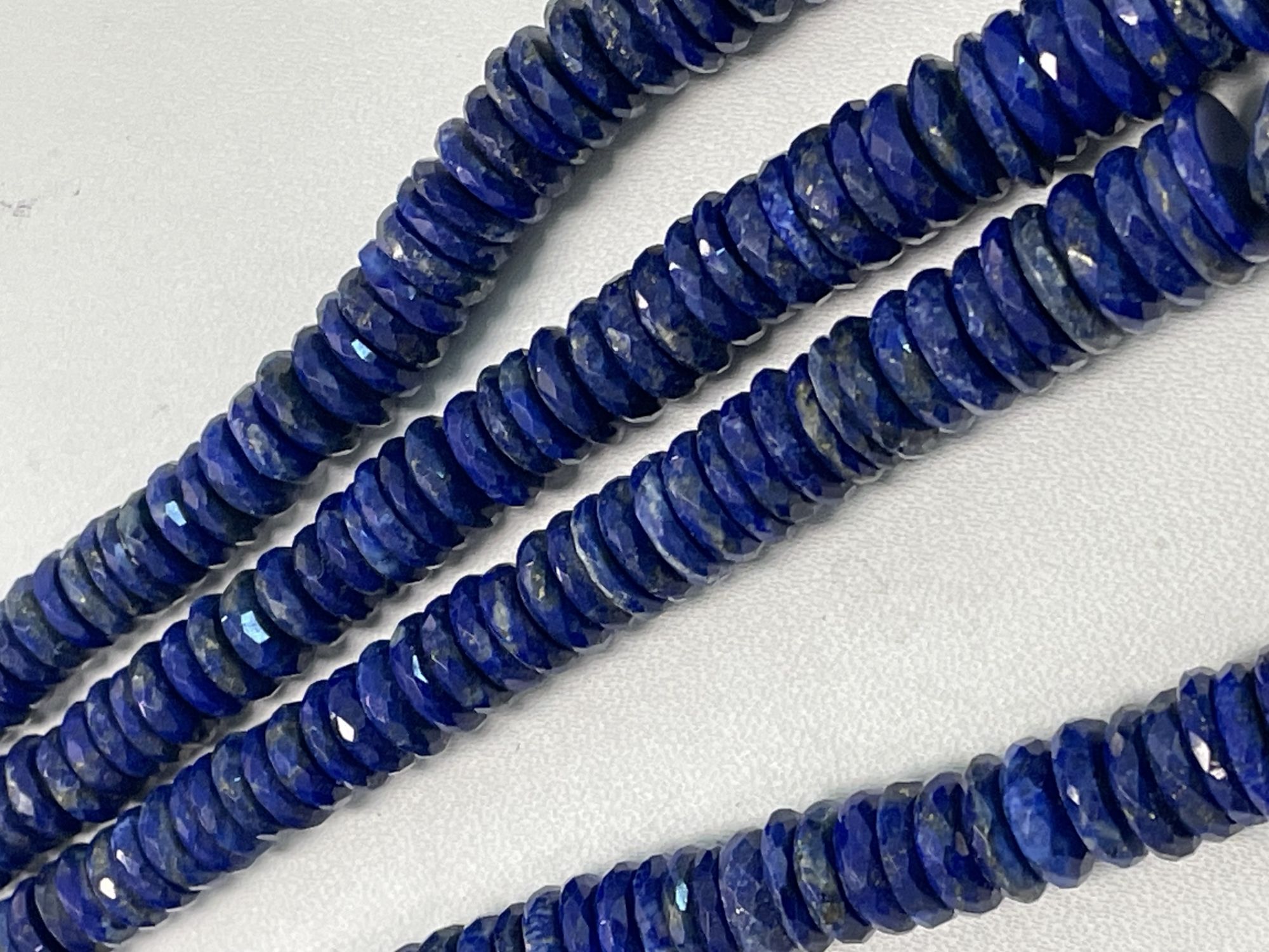 Lapis Tire Faceted
