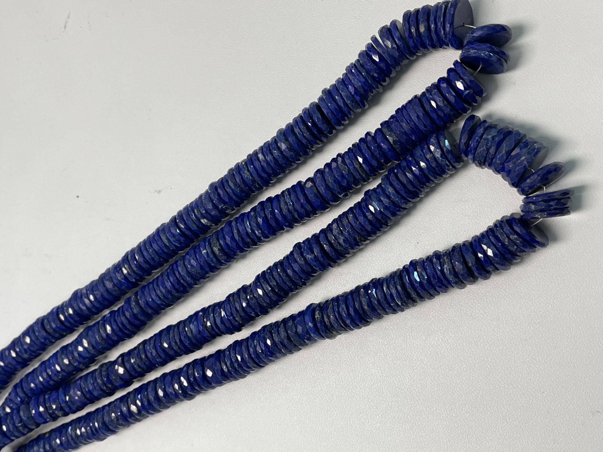 Lapis Tire Faceted