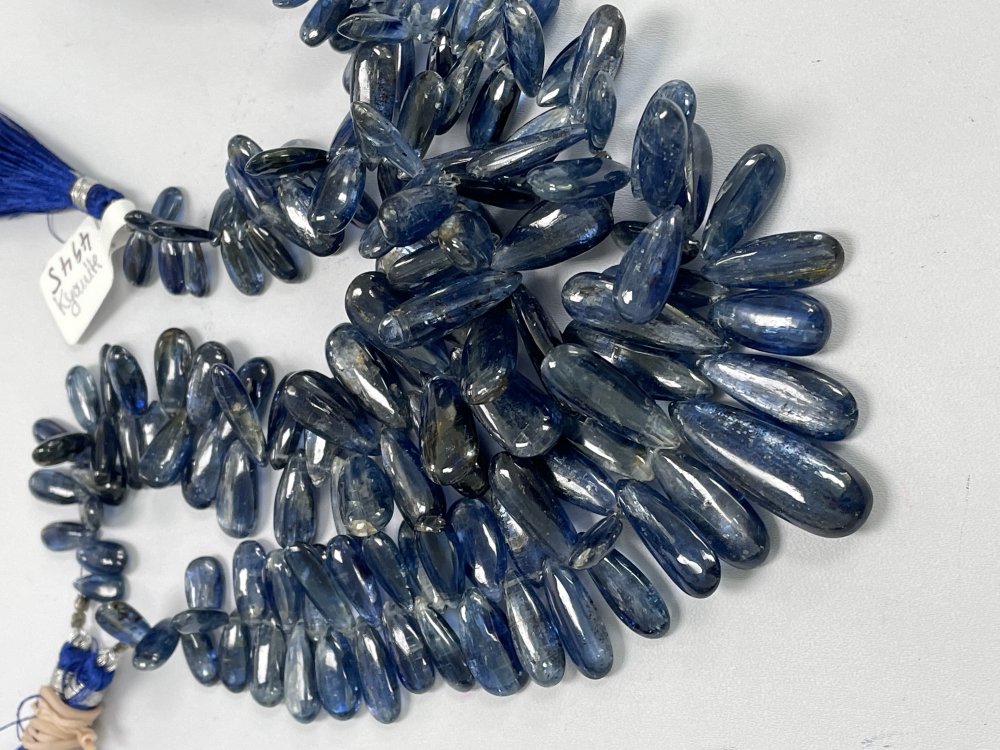 Blue kyanite Long Pear Smooth
