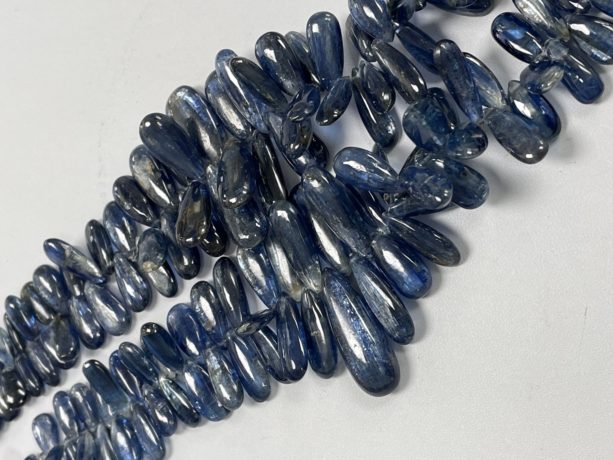 Blue kyanite Long Pear Smooth