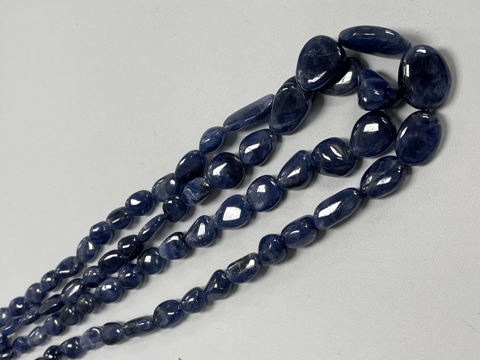 Blue Sapphire Nugget Smooth Necklace