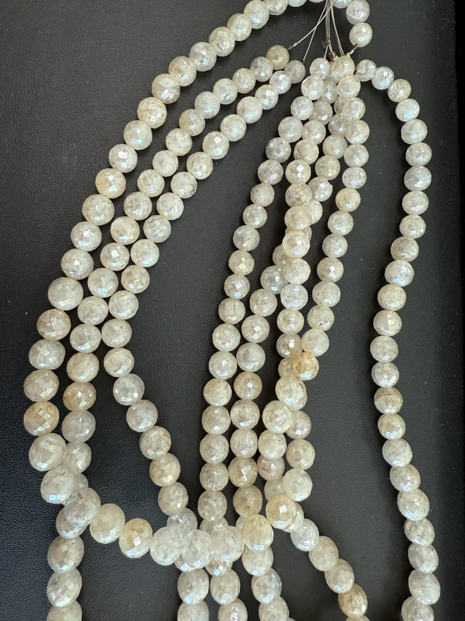 Coated Quartz Round Faceted