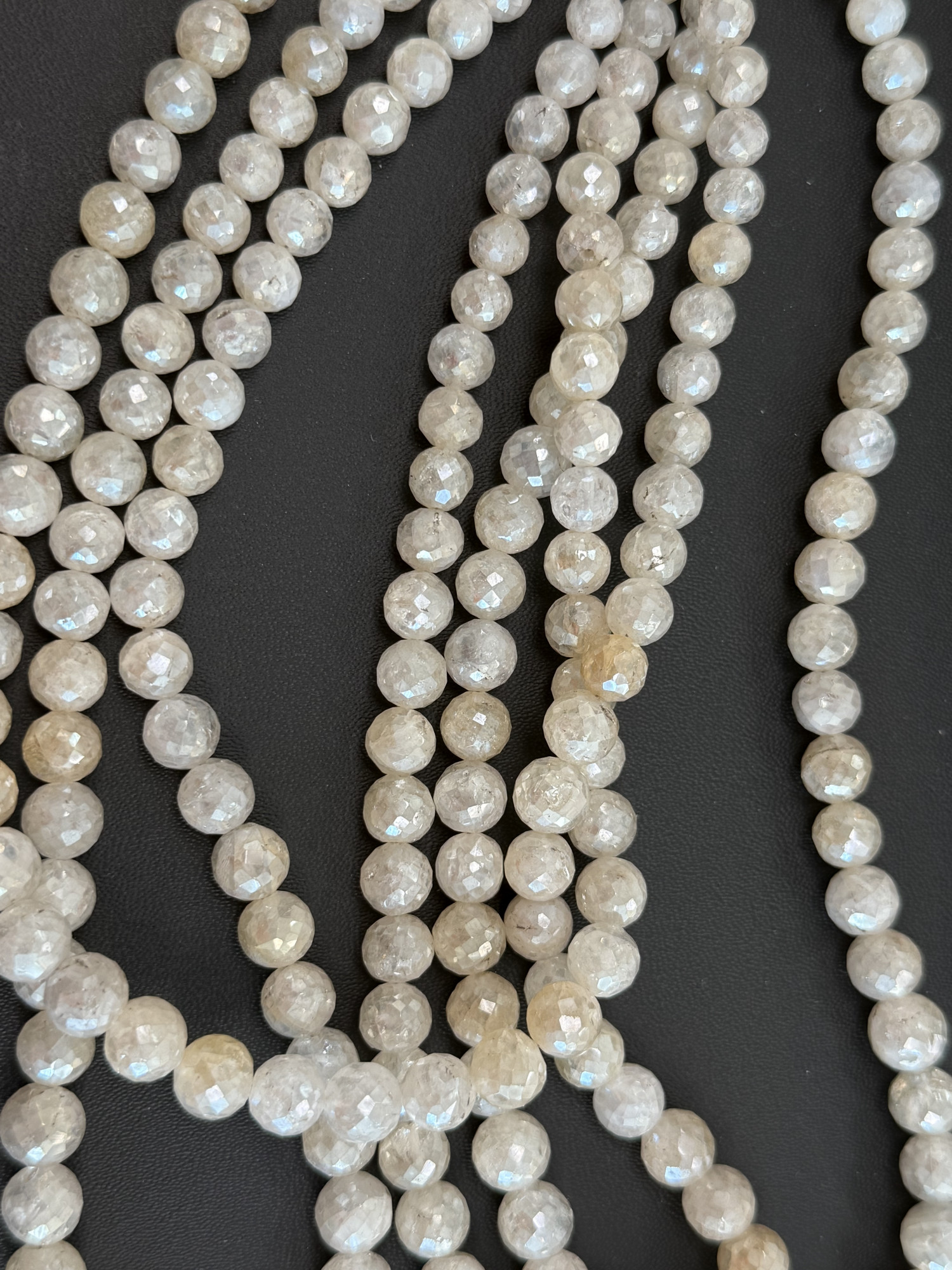 Coated Quartz Round Faceted