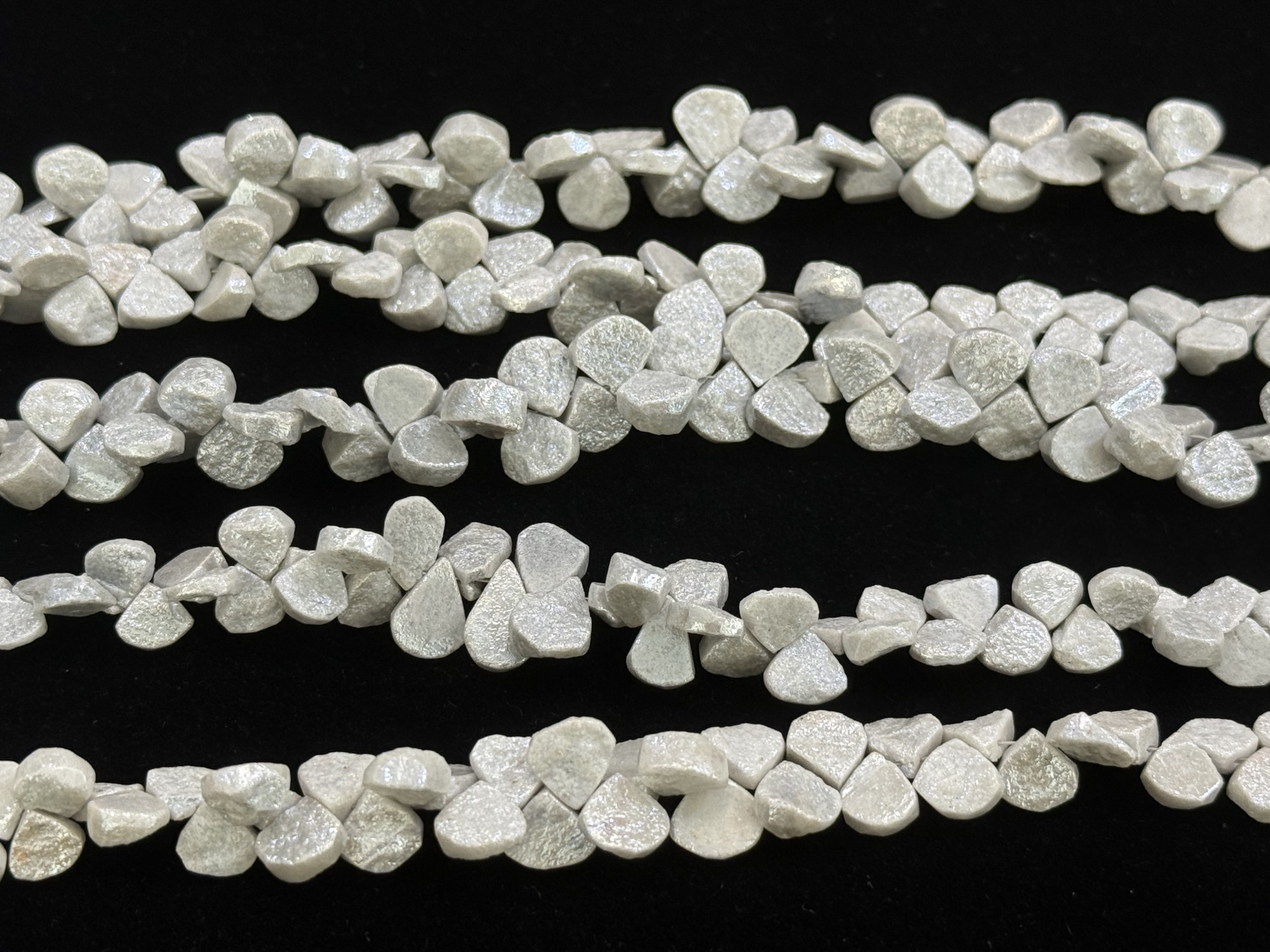Coated Silverite Hearts Faceted