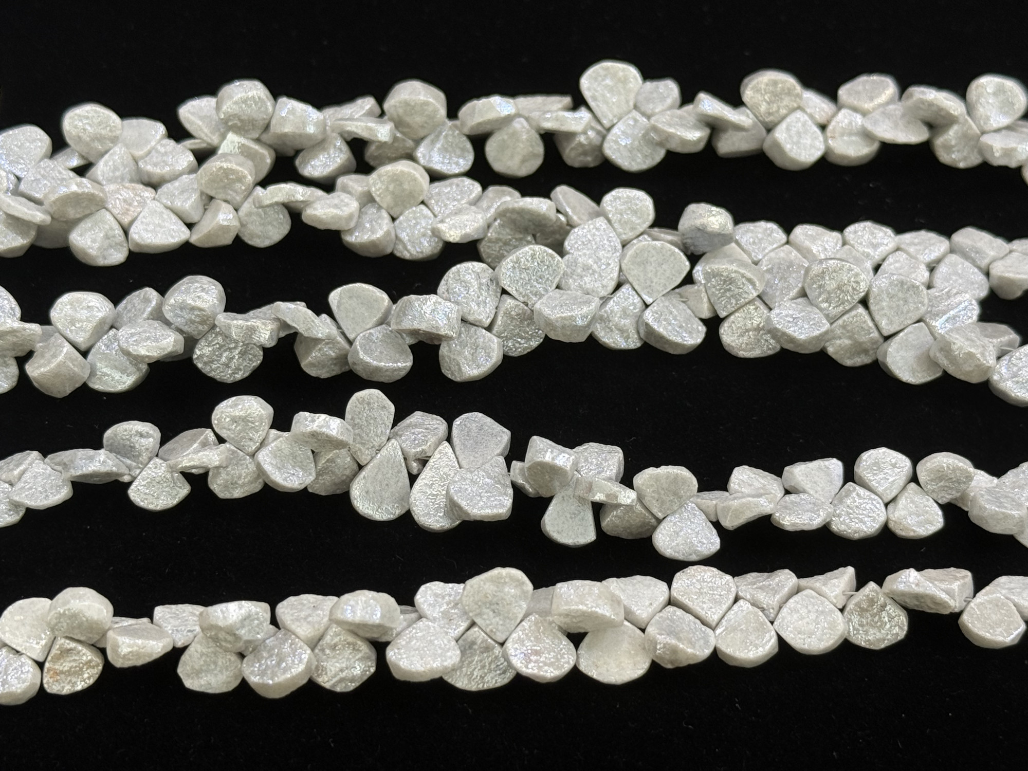 Coated Silverite Hearts Faceted