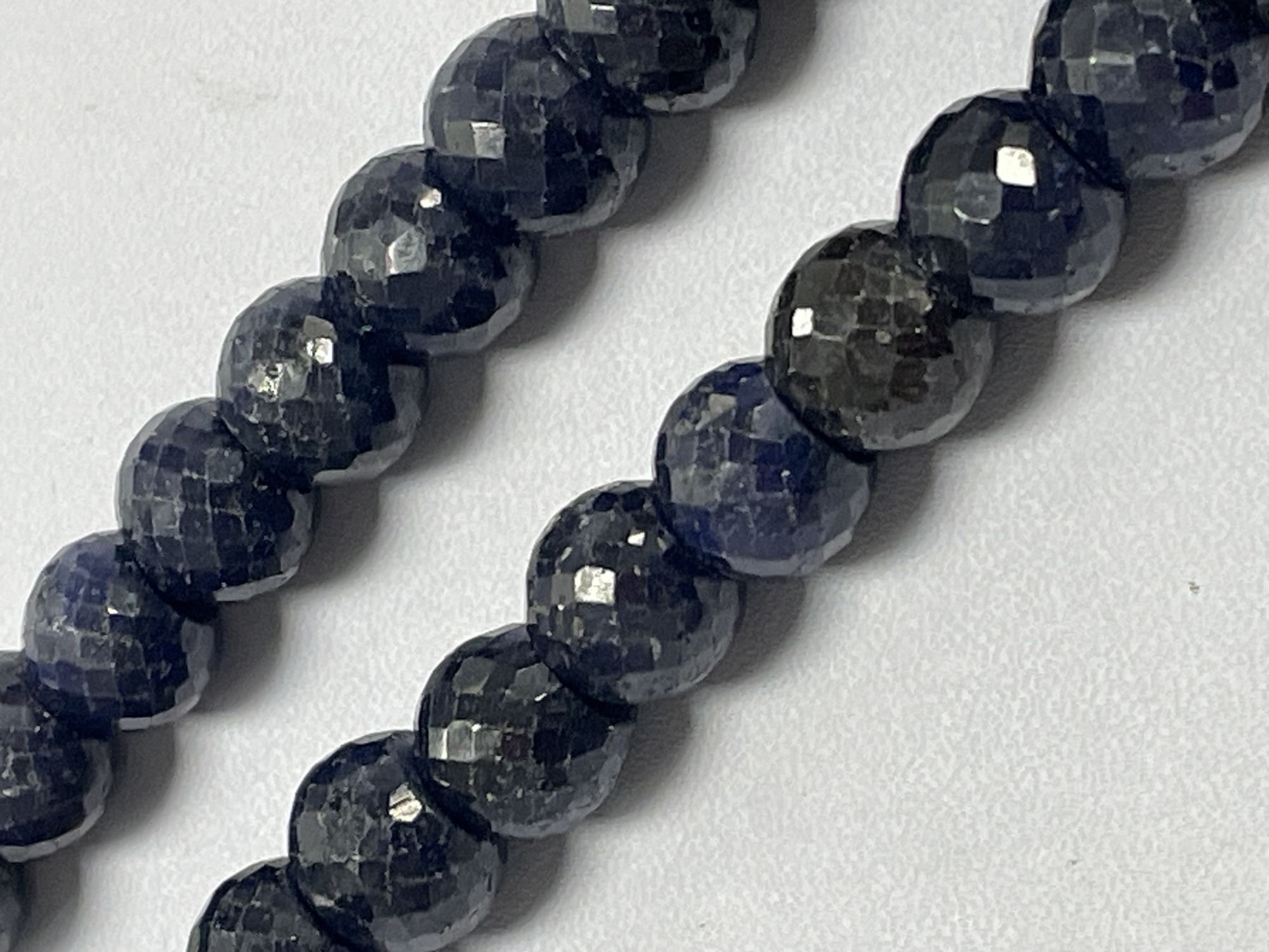 Blue Sapphire Round Faceted