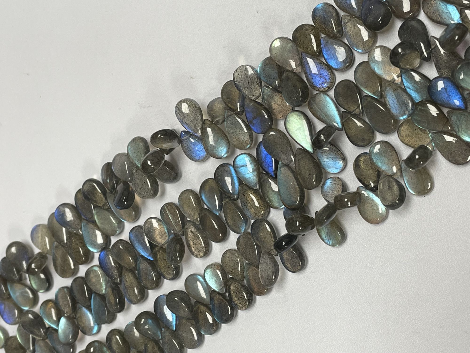 Labradorite Pear Smooth