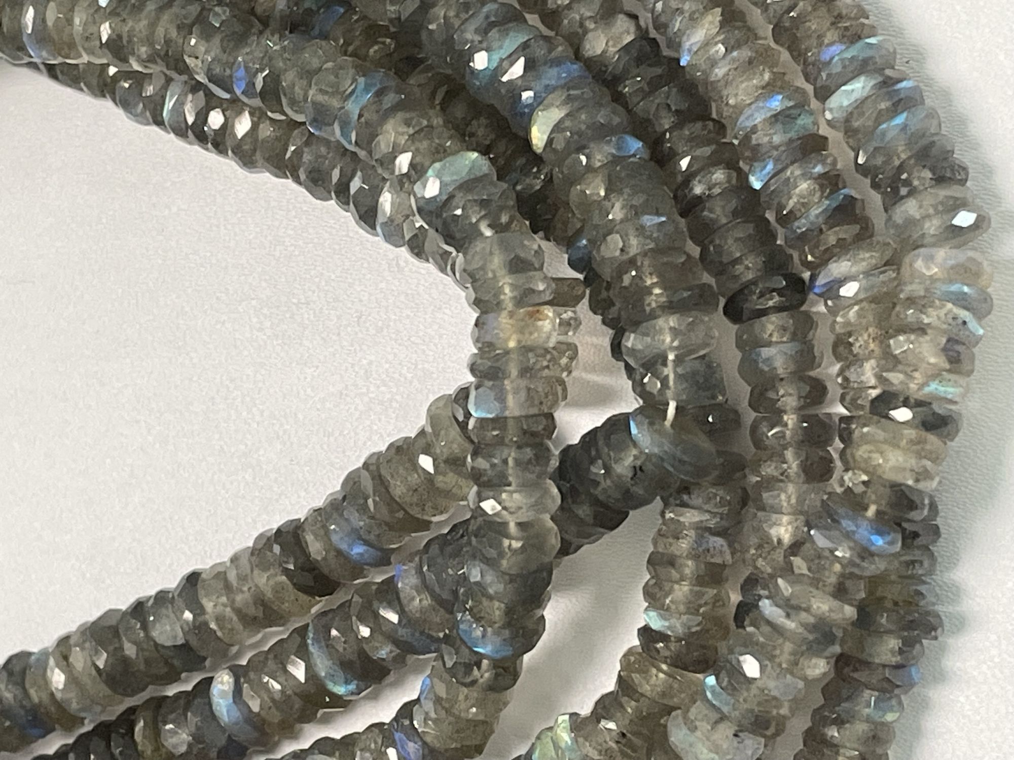 Labradorite Tire Faceted