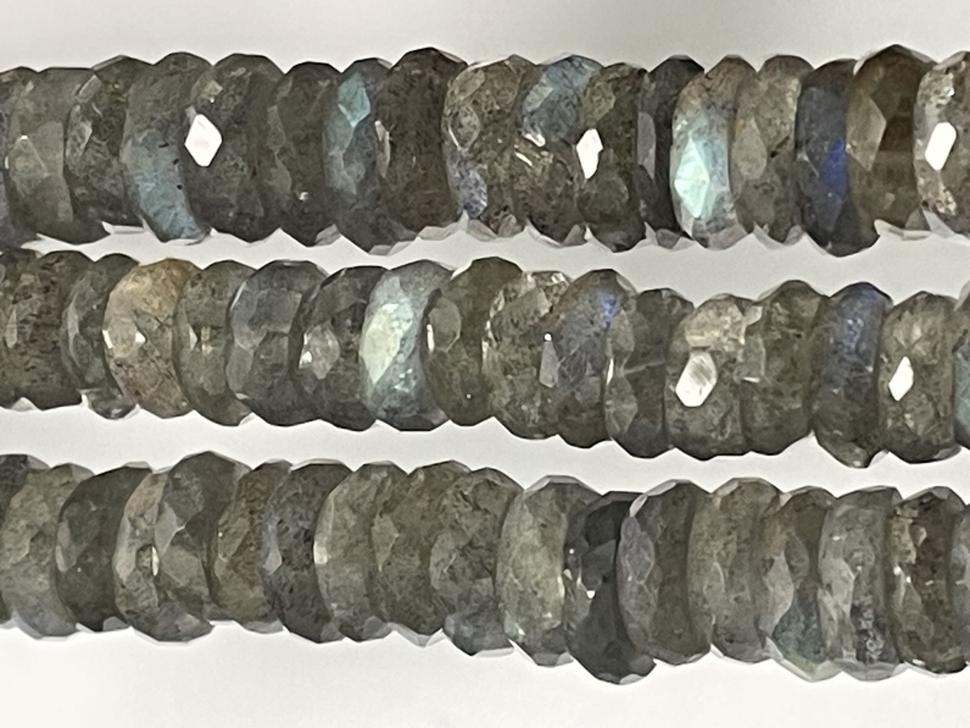 Labradorite Tire Faceted