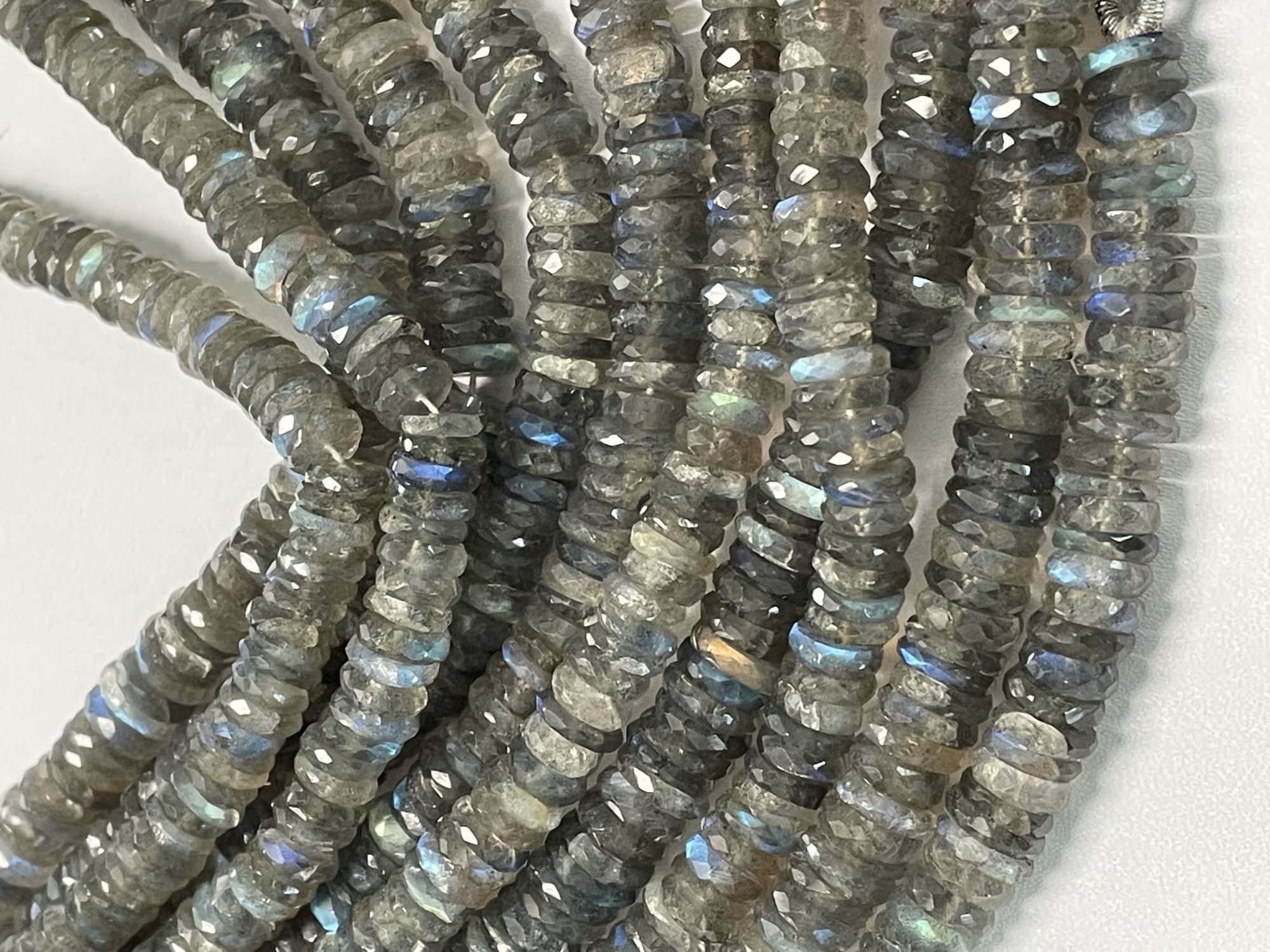 Labradorite Tire Faceted