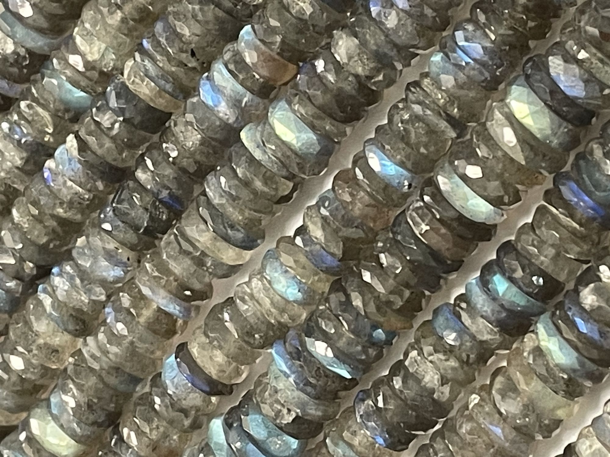 Labradorite Tire Faceted