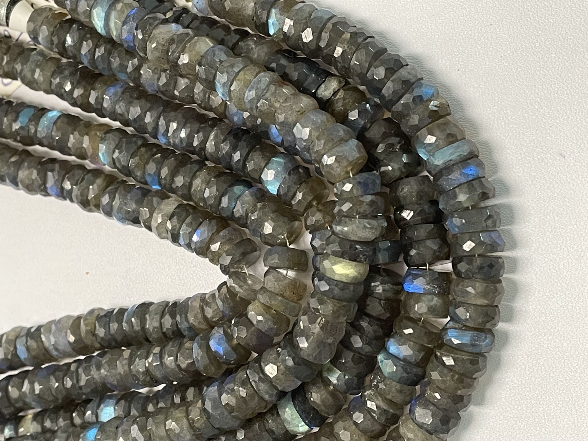 Labradorite Tire Faceted