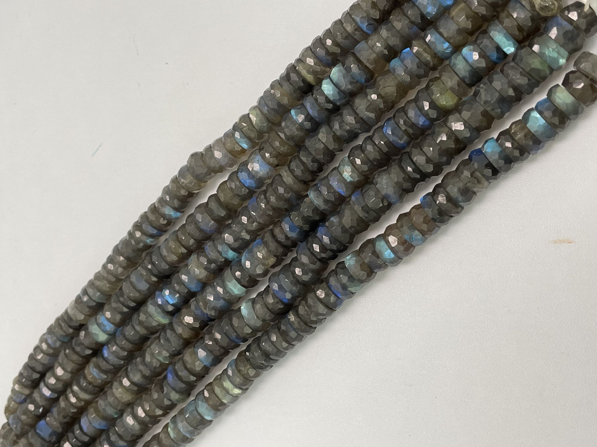Labradorite Tire Faceted
