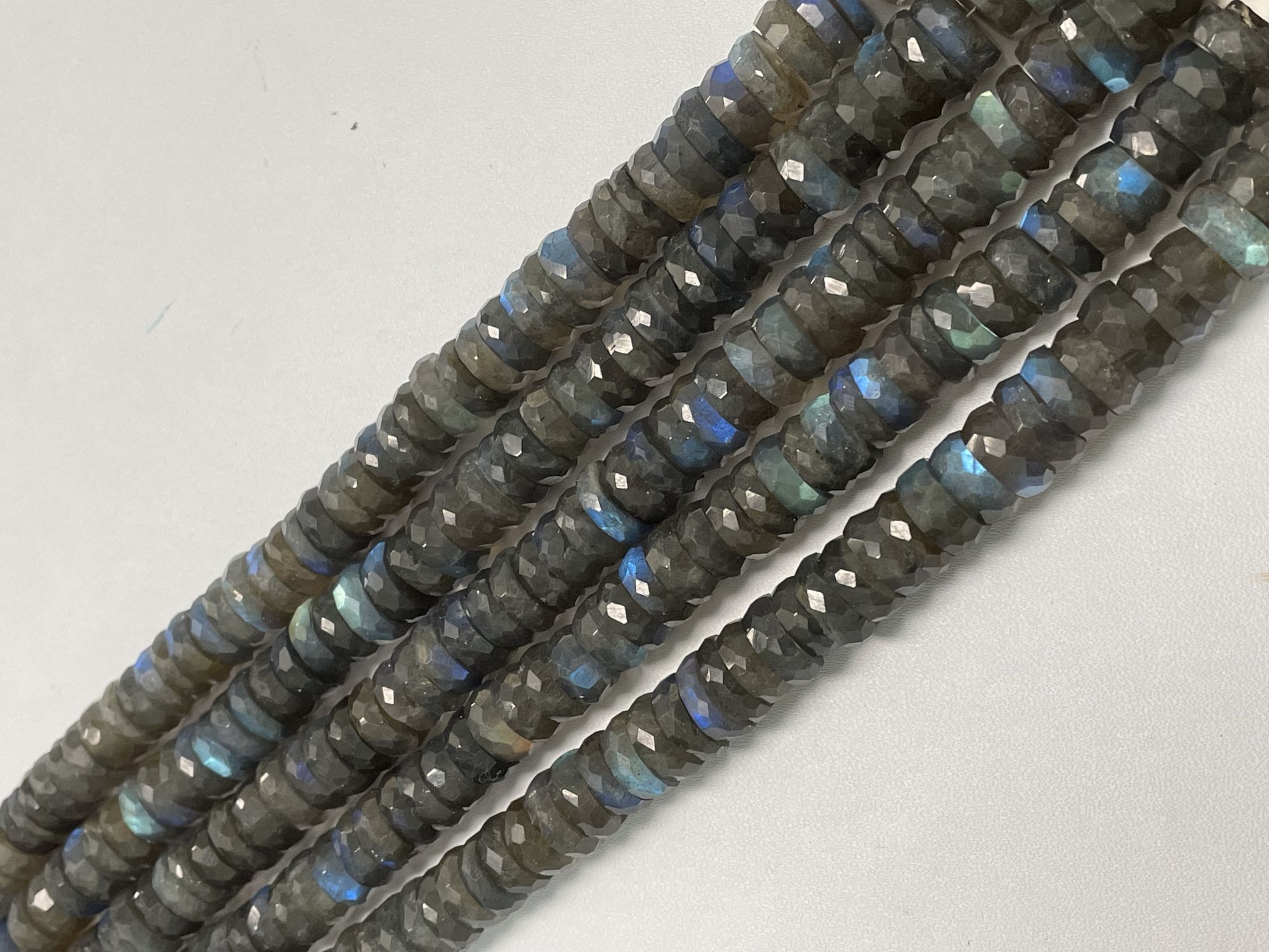 Labradorite Tire Faceted