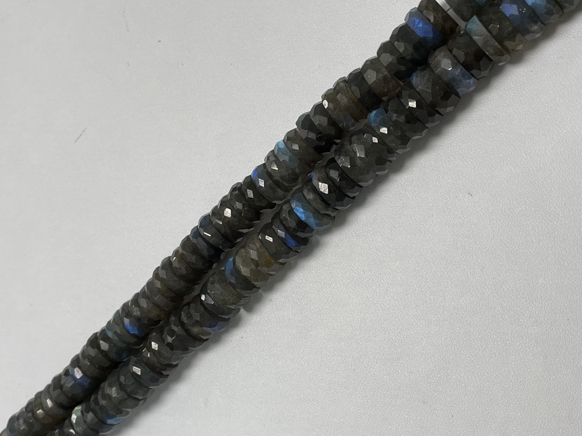 Labradorite Tire Faceted