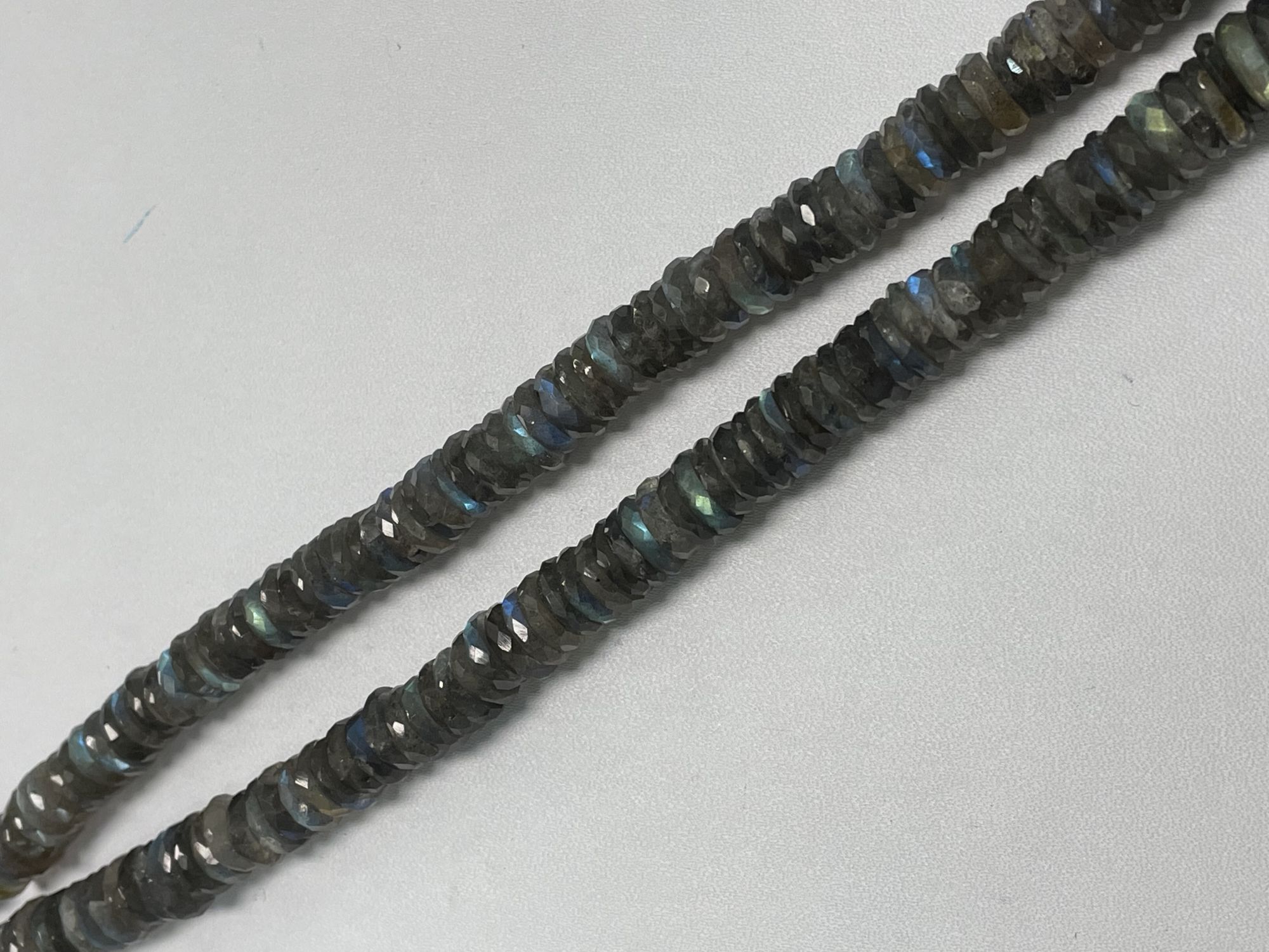Labradorite Tire Faceted