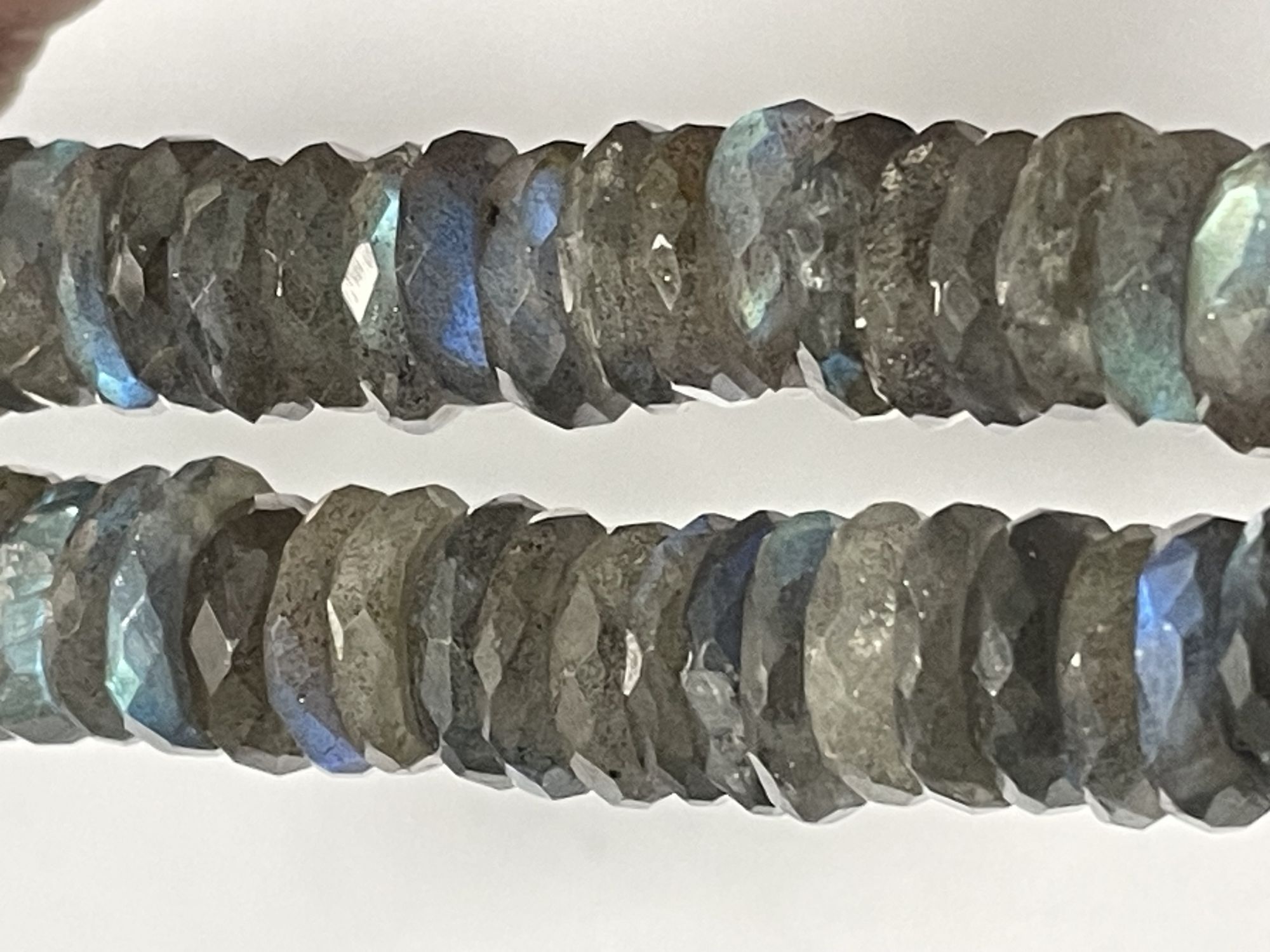 Labradorite Tire Faceted