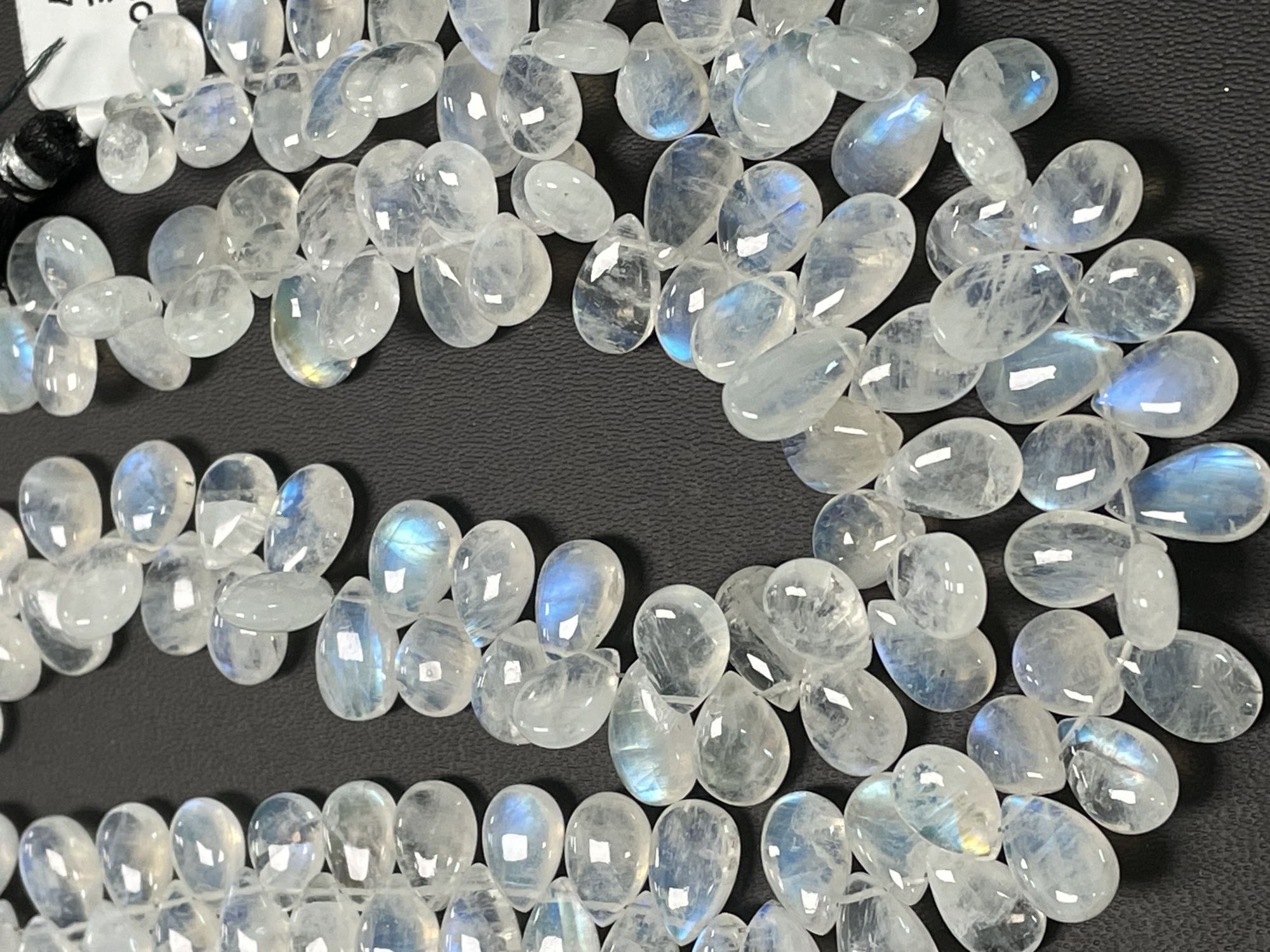 Rainbow Moonstone Pear Smooth