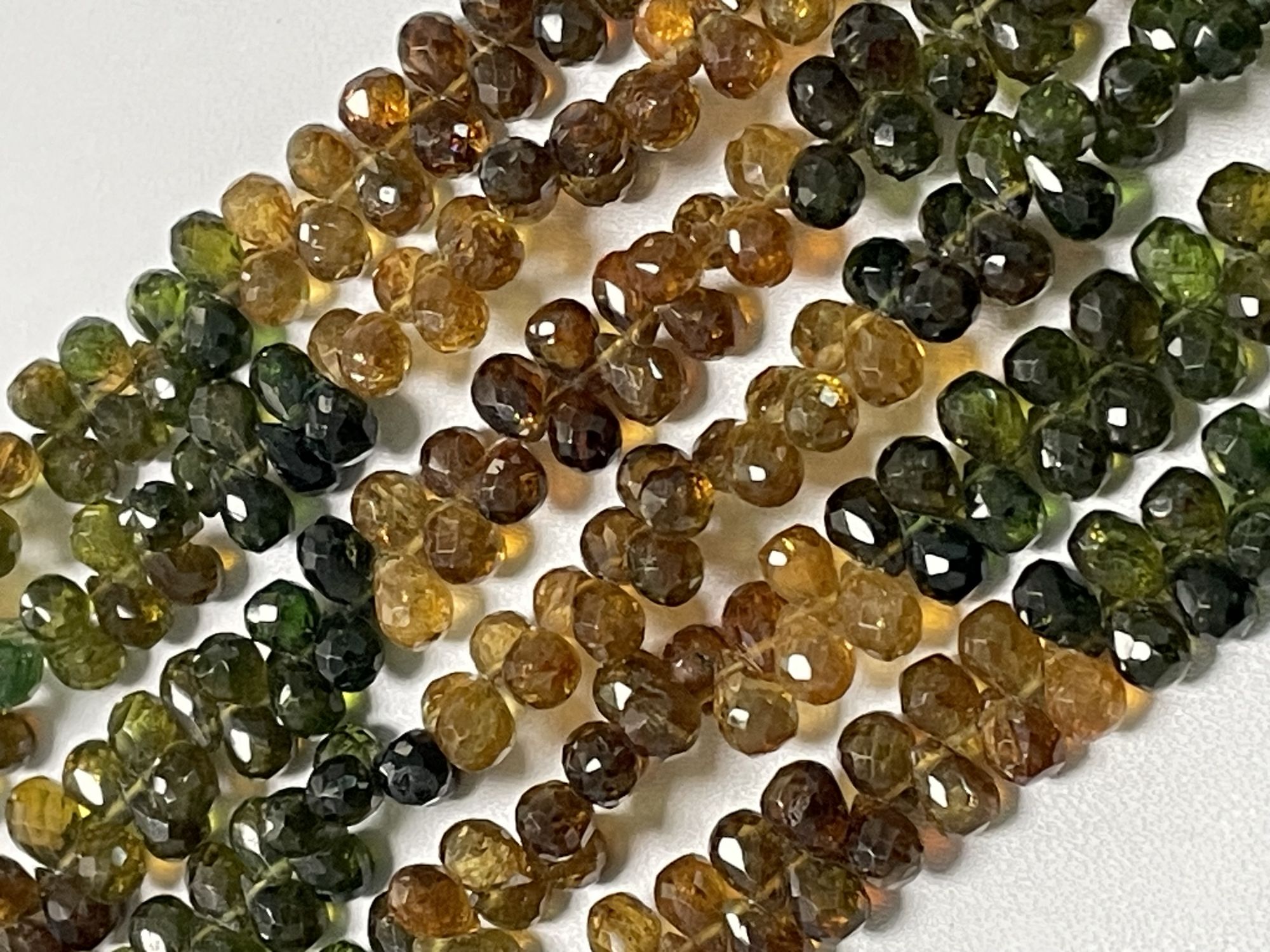 Multi Tundru Sapphire Drop Faceted