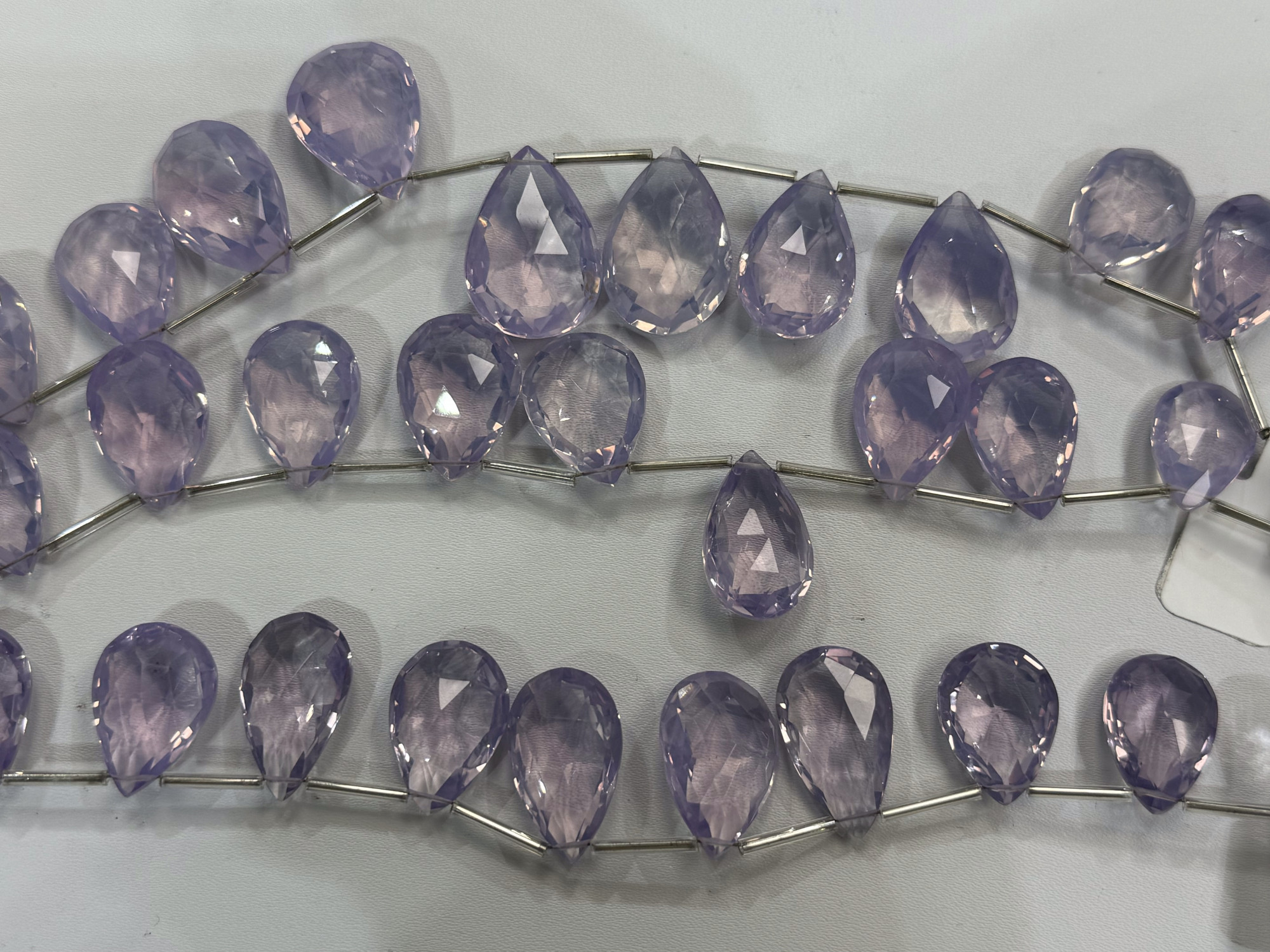 SCOROLITE LAVENDER QUARTZ PEARS FACETED