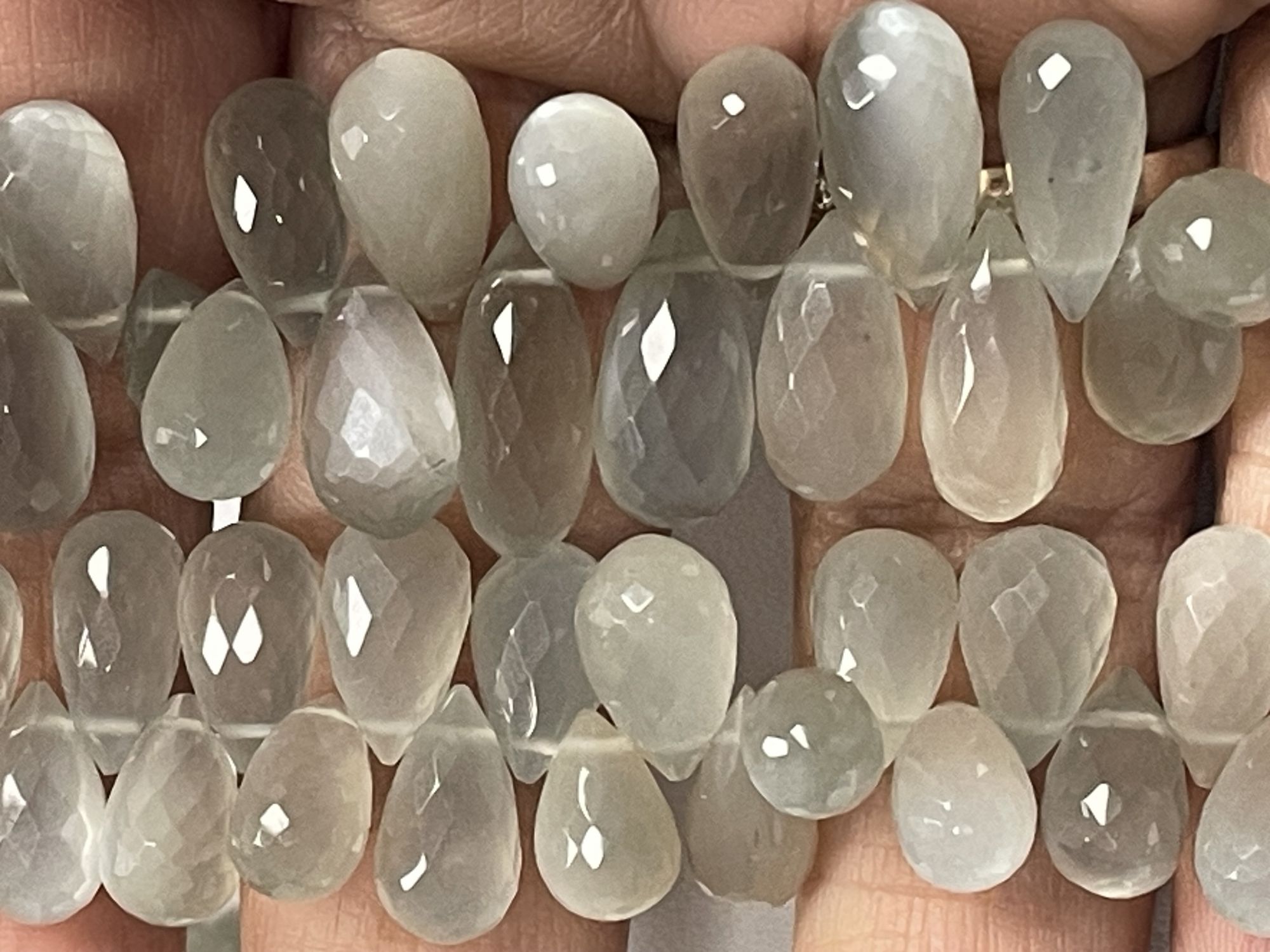 Moonstone Drop Faceted (Ceylone)
