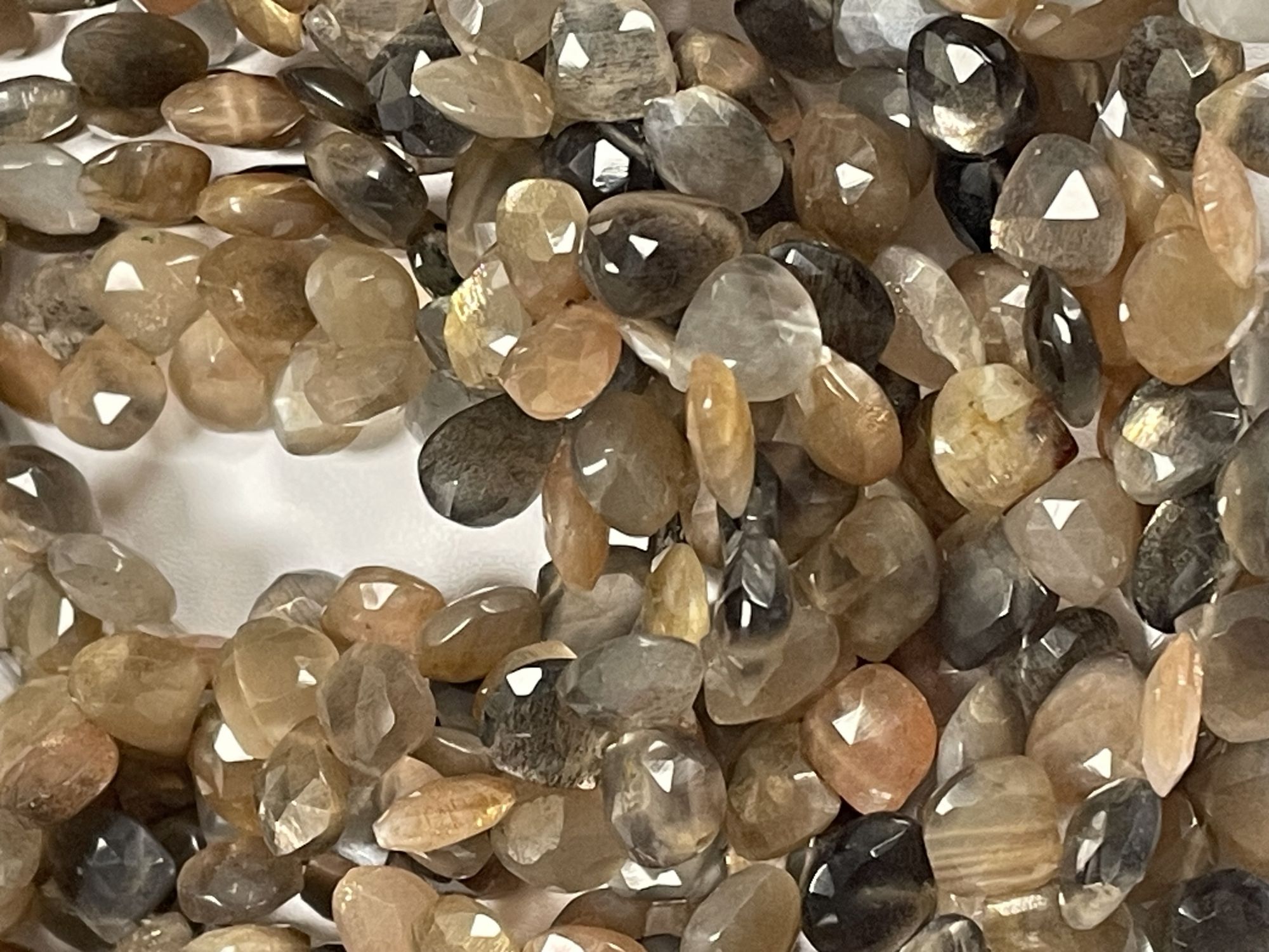 Multi Goldshine Moonstone Heart Faceted